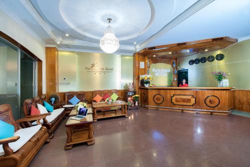 Palm Beach Hotel