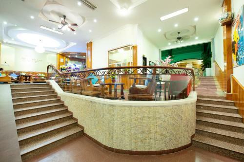 Palm Beach Hotel