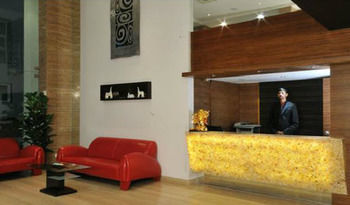 Jm Four Hotel