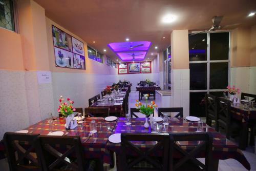 Hotel Pushpa - Berries Group Of Hotels