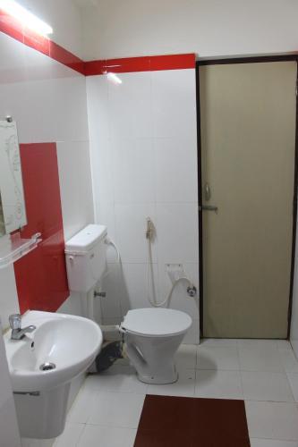Hotel Pushpa - Berries Group Of Hotels
