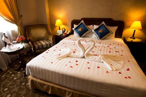 Demantoid 2 Hotel