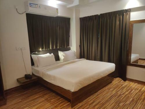 Hotel Nanashree Grand