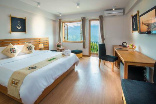 Sunny Mountain Hotel