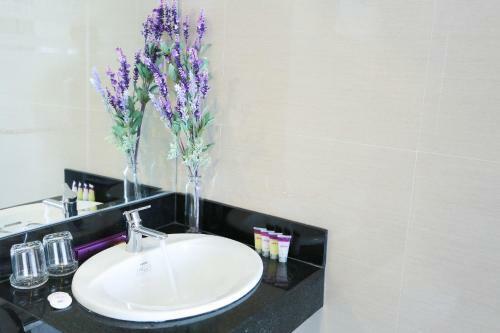 Lavender Nha Trang Hotel