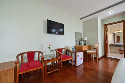 Sea Wave Hotel