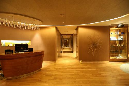Hotel Pullman New Delhi Aerocity