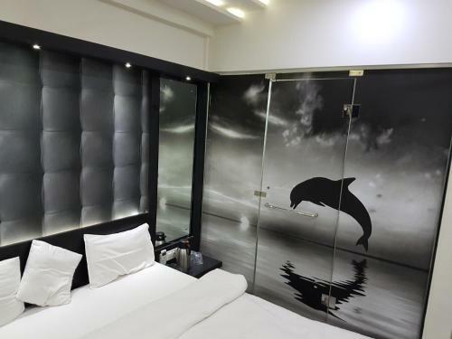 Hotel Paramount Inn