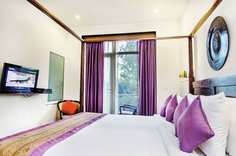 Hotel Mantra Amaltas