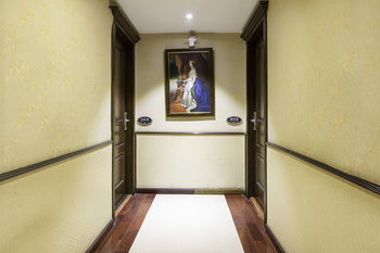 Hotel Treebo Royce