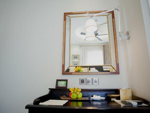 Hotel Villa Song Saigon