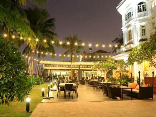 Hotel Villa Song Saigon