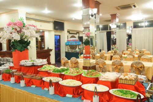 Victory Hotel