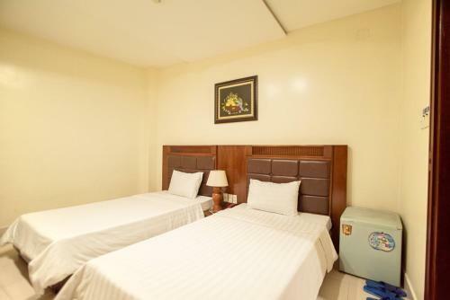 Binh Hung Hotel