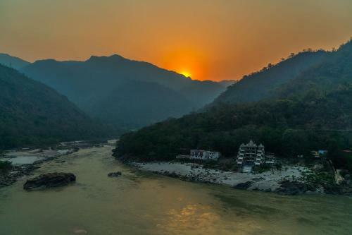 Hotel Divine Ganga Cottage