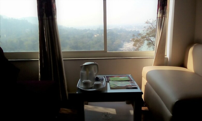 Hotel Ganesha Inn