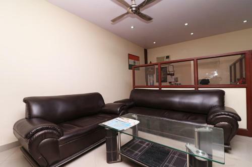 Oyo 9148 Hotel Global Inn