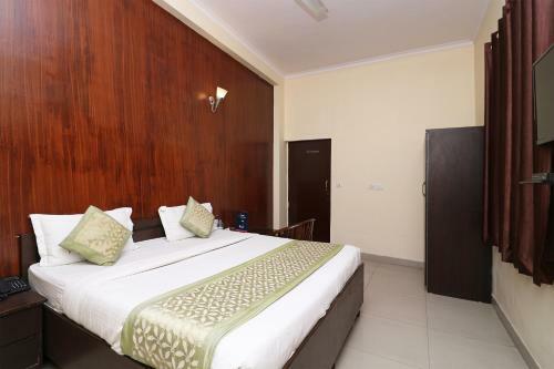 Oyo 9148 Hotel Global Inn