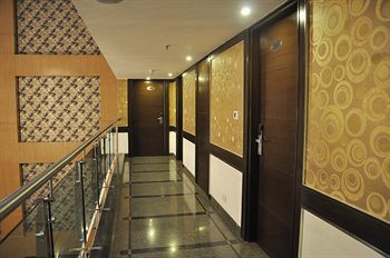 Hotel Pitrashish Pride