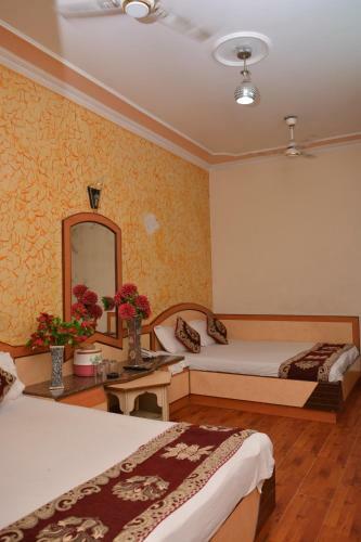 Hostal Hotel Yatri International