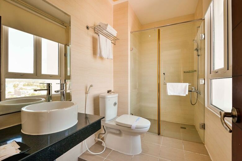 Liberty Hotel Saigon South