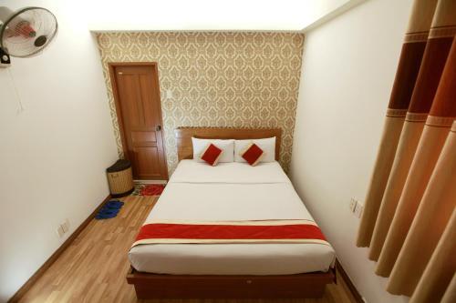 Lucky Star Hotel
