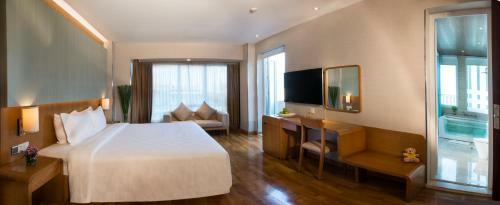 Harmony Saigon Hotel
