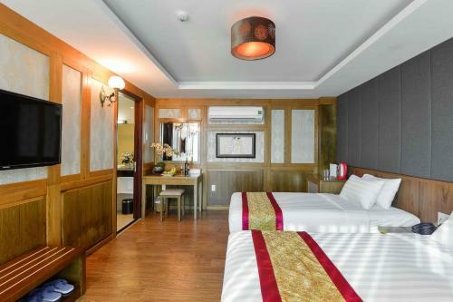 Dragon Palace Hotel
