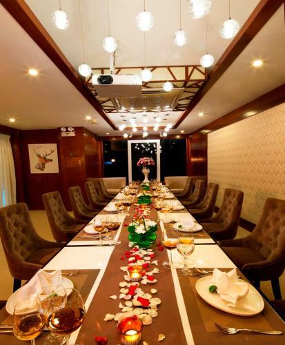 Vien Dong Hotel