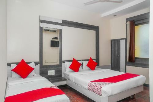 Oyo 15223 Hotel Eshosans Palace