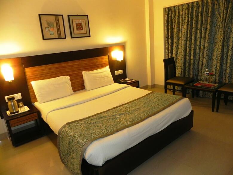 Hotel Reeva Regency
