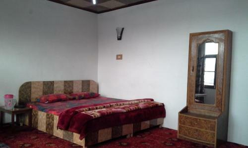 Hotel Howrah Guest House