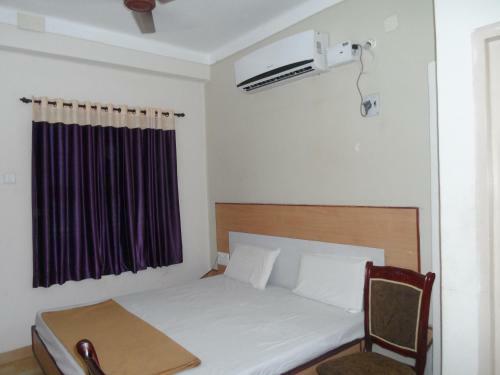 Hotel Pasuparthy Residency