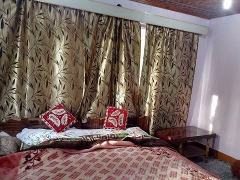 Hostal Gulab Resort