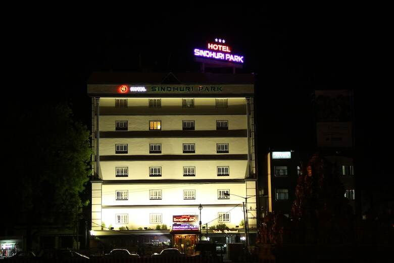 Hotel Sindhuri Park