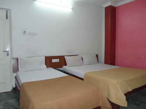 Lodge Hotel Vip Residency