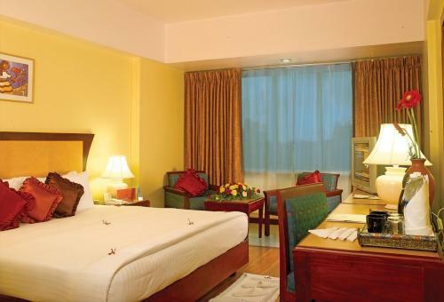 Hotel Classic Sarovar Portico Trivandrum