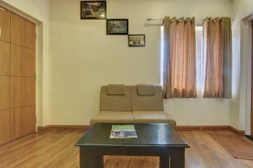 Hotel Sholas Residency