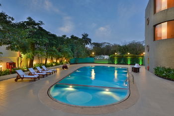 The Gateway Hotel Akota