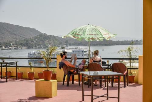 Hotel Lake Star