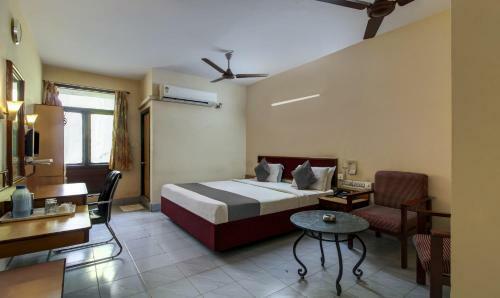 Hotel Saaket Residency