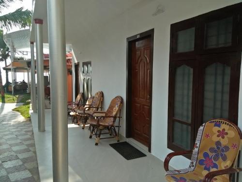Hotel Black Beach Resort
