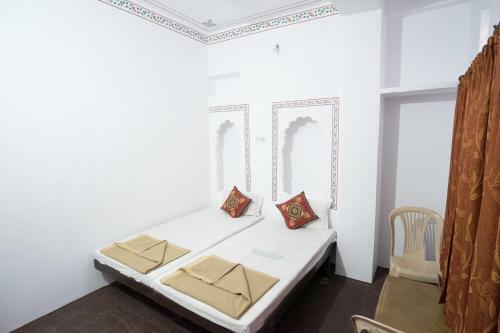 Hostal Devi Vilas Guest House