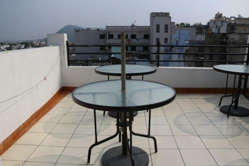 Hostal Mewar Avenue Guest House