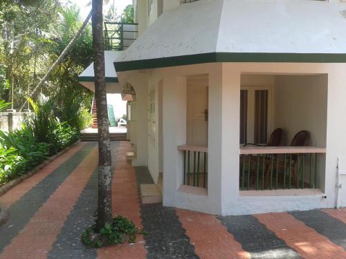 Hotel Raja Park Beach Resort