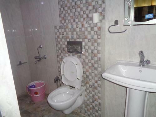 Hostal The Royal Lake View Villa