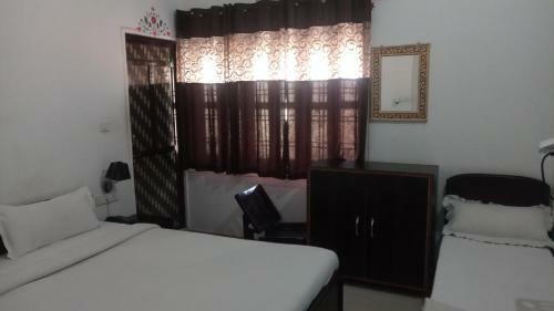 Hostal The Royal Lake View Villa