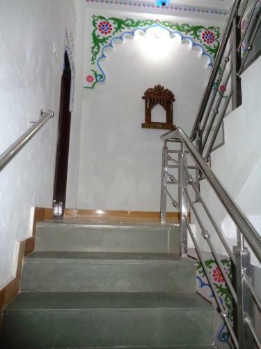 Hostal The Royal Lake View Villa