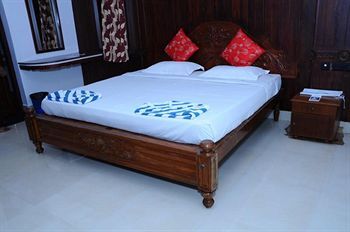 Hotel Akhil Beach Resort