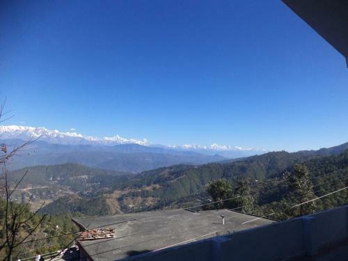 Hostal Snow View Guest House Kausani